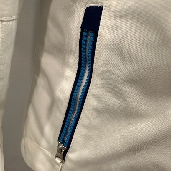 KARBON BLUE‎ AND WHITE SKI JACKET GIRLS YOUTH SIZE 10 PRISTINE CONDITION - Picture 4 of 8